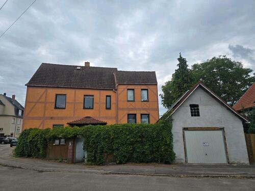 Foto - Mehrgenerationenhaus mit 3 Wohneinheiten, Garage, Hof und Garten