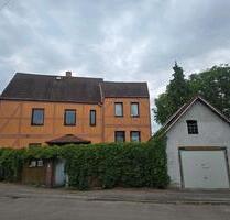 Mehrgenerationenhaus mit 3 Wohneinheiten, Garage, Hof und Garten - Halle (Saale) Nietleben