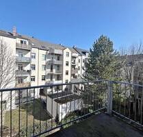 Großzügige 2-Zimmer-Dachgeschosswohnung mit Balkon in Chemnitz-Hilbersdorf
