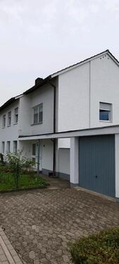 Foto - 3 Familienhaus - 699.000,00&nbsp;EUR Kaufpreis, ca.&nbsp; 240,00&nbsp;m&sup2;