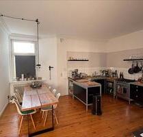 OHNE MARKLER - Schöne helle 102qm Altbauwohnung in Berlin-Moabit