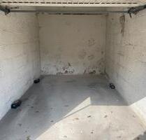 Köln- Mülheim- Garage mit Schwenktor zur Miete