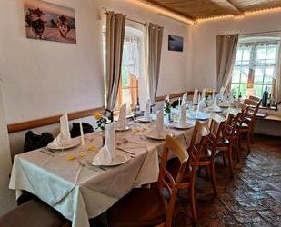 Restaurant mit Terrasse und Biergarten großem Parkplatz und 3 Personal Zimmer - Bad Heilbrunn