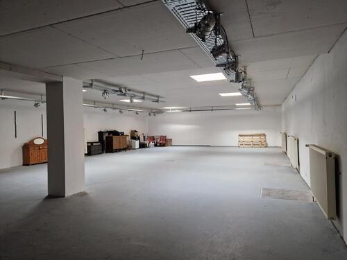 Foto - Büro, Coworking, Atelier oder Lager? Hier haben Sie allen Platz mit hochwertiger Ausstattung.