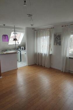 Foto - Helle und gemütliche Dachgeschosswohnung ca. 60 qm