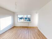 Foto - Renovierte 3-Zimmer-Wohnung mit BALKON und Tageslichtbad