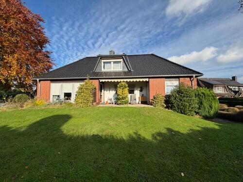 Foto - Für Liebhaber von Gärten, Gestaltungsspielraum und viel Platz!