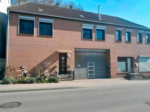Foto - 7 Zimmer Mehrfamilienhaus, Wohnhaus zum Kaufen in Mölln
