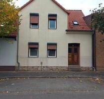Schönes Einfamilienreihenhaus möchte aus dem Dornröschenschlaf ge - Raguhn-Jeßnitz Jeßnitz (Anhalt)