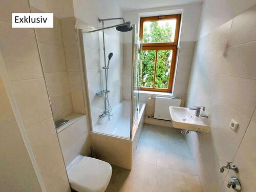 Foto - Neu! Großzügige 2-Raum-Wohnung mit neuer Einbauküche I Tageslichtbad mit Wanne I Abstellraum