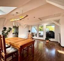 3-Zimmer-Dachgeschosswohnung mit Balkon in Solingen-Wald