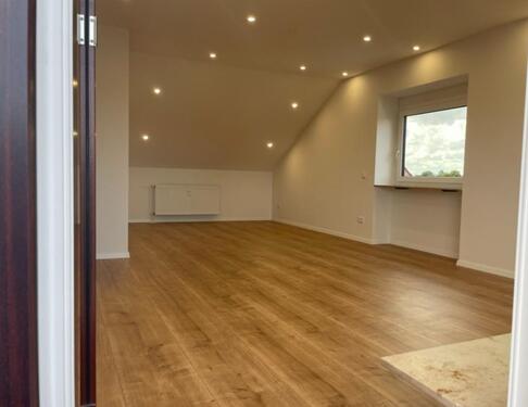 Foto - 2.5 Zimmer Dachgeschoßwohnung zur Miete in Ludwigshafen am Rhein