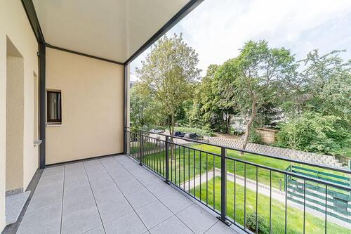 Foto - Hochwertiges Zuhause im sanierten Altbau: 2 Zimmer, Balkon & Wanne - WE05