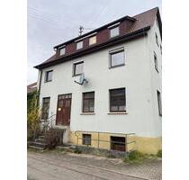 Großes Haus zu vermieten – ideal für Bastler & Handwerker - Täferrot