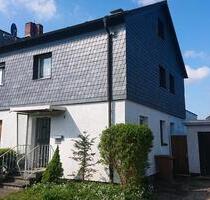 Großzügige DHH mit 2 Garagen in bester Lage von Ratingen Ost