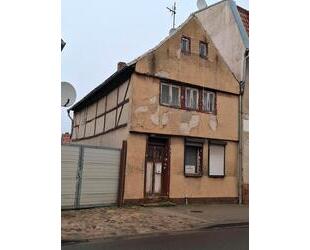 Schnäppchenhaus - 25.000,00&nbsp;EUR Kaufpreis, ca.&nbsp; 86,00&nbsp;m&sup2; in Gommern (PLZ: 39279) Ladeburg