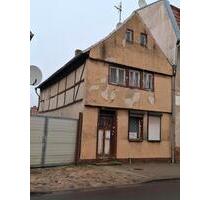 Schnäppchenhaus - 25.000,00&nbsp;EUR Kaufpreis, ca.&nbsp; 86,00&nbsp;m&sup2; in Gommern (PLZ: 39279) Ladeburg