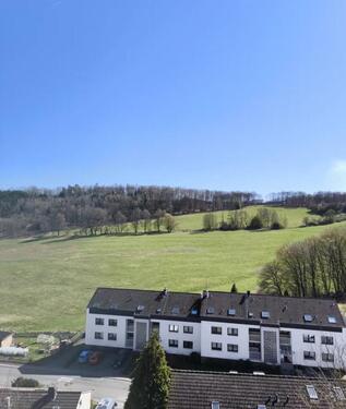 Foto - Lichtdurchflutete 3-Zimmer-Wohnung mit großem Balkon