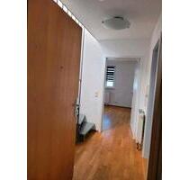 Gemütliche 3,5 Zimmer 2-geschossige Wohnung im Maisonette-Stil - Hattenhofen