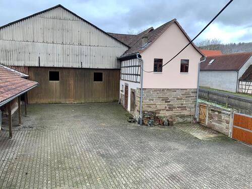 Foto - Renoviertes EFH Bauernhaus mit großem Hof und Garten