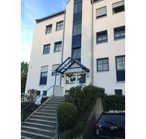 Ruhige 1-Zimmer-Wohnung mit Balkon & Einbauküche in Friedberg