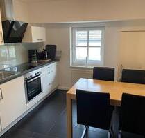 Helle 3 Zimmer Whg, großzügig geschnitten, EBK, 2 Abstellräume - Gifhorn