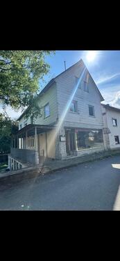 Foto - 1 familien Haus mit Garten und Dachgeschoss