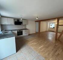 Attraktive, hochwertig sanierte 3-Zimmer-Wohnung mit großem Balko - Rottenburg am Neckar