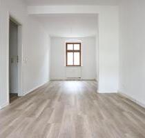 Große 2-Zimmer-Wohnung mit Balkon in der Nähe vom Schlossteich - Chemnitz Altendorf