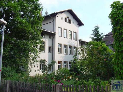 Foto - Wohnen im Park - 2-Raumwohnung mit Veranda