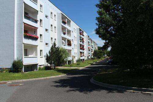 Foto - Schicke 3-Zimmer-Wohnung mit Balkon - in ruhigem Wohnumfeld.