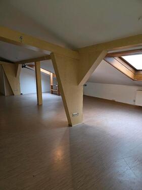 Foto - Gewerbe, Büro in der Südstadt - 950,00&nbsp;EUR Kaltmiete, ca.&nbsp; 110,00&nbsp;m&sup2;