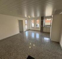 Schöne 2-Zimmer-Wohnung mit Balkon und Garage in Sachsenheim