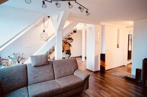 Foto - Lichtdurchflutete Maisonettewohnung mit französischem Balkon