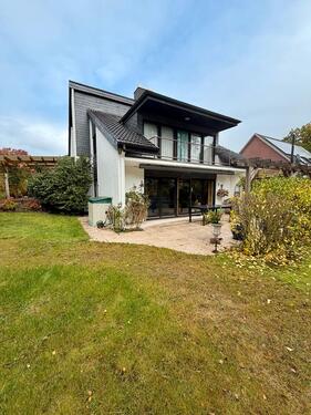 Foto - Architekten Wohnhaus mit DoppelCarport Großer Garten