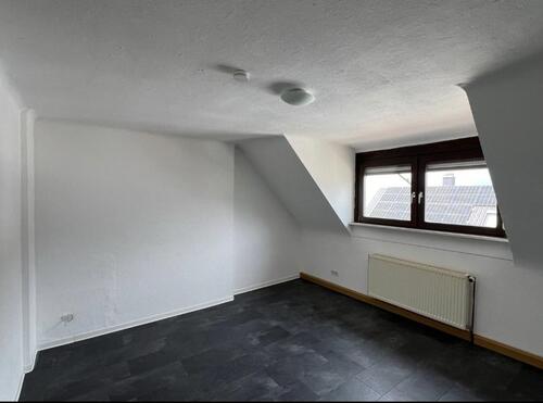 Foto - 4 Zimmer Dachgeschoßwohnung zur Miete in Spiesen-Elversberg