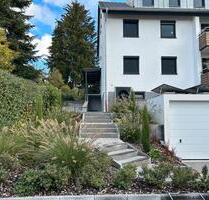 Grundsanierte, ruhige 2-Zimmer Wohnung mit Ausblick auf Aalen
