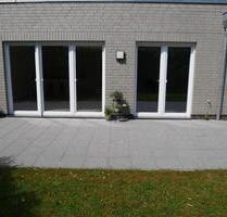2-Zimmer-EG-Wohnung (BJ 2015) mit 30 m² Terrasse & Stellplatz - Geestland