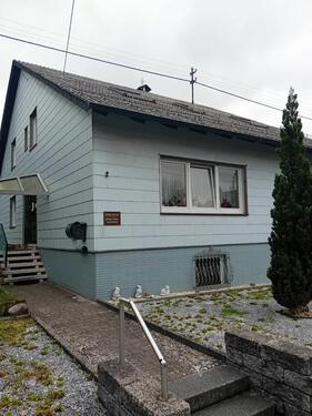 Foto - Schöne Dachgeschosswohnung 4 ZKB inkl. Wohnküche in Blickweiler