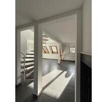 Helle 4-Zimmer-Maisonnettewohnung mit Garten in Leinfelden - Leinfelden-Echterdingen