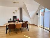 Foto - Traumhafte 3-Zimmer Dachgeschosswohnung mit Balkon und Aufzug in Steinfeld