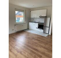 Süßen: 1-Zimmer-Wohnung mit Terrasse und Stellplatz