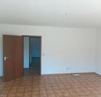 grosse, helle Wohnung im Austragshaus zu vermieten - Untergriesbach