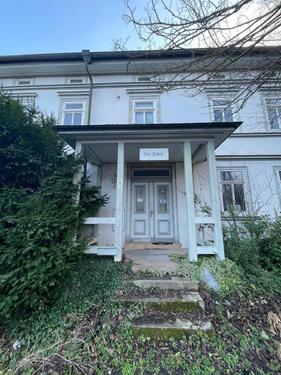 Foto - Attraktives Mehrfamilienhaus mit Gewerbeeinheit