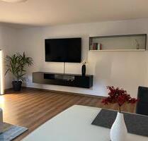 Moderne und neu renovierte 2 Zimmer Wohnung,in zentraler Lage FN - Friedrichshafen