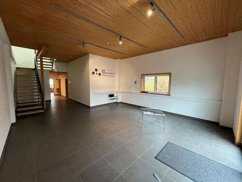 Foto - Büro in ruhiger Umgebung - 2.380,00&nbsp;EUR Kaltmiete, ca.&nbsp; 238,00&nbsp;m&sup2;