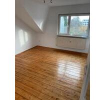 Helle 50qm Dachgeschoss Wohnung 2ZKDB Kohlscheid -Nähe Aachen - Herzogenrath