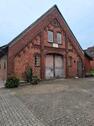 Foto - Großzügiges Zweifamilienhaus mit Gartenparadies