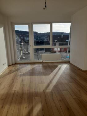 Foto - Renovierte 2-Z-Wohnung mit großer Terrasse ab sofort zu vermieten