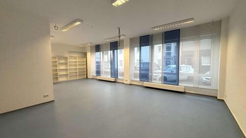 Foto - Großzügig geschnittene Gewerbefläche ( Büro , Praxis , Einzelhandel ) in Marl zu vermieten